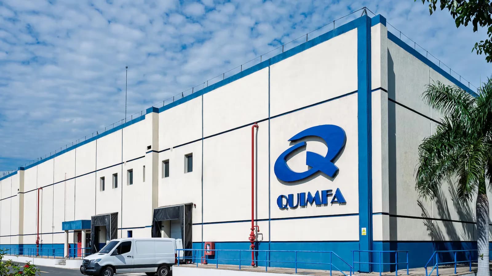 La farmacéutica QUIMFA compra la mayoría del Grupo Heisecke en Paraguay