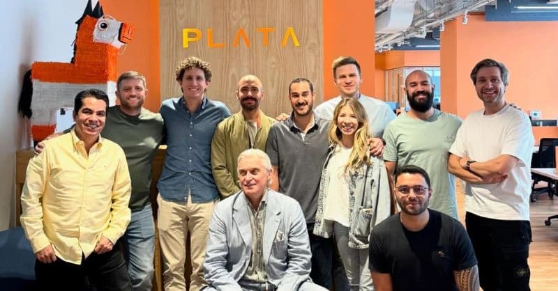 Fintech mexicana Plata levanta 250 millones de dólares para convertirse en neobanco