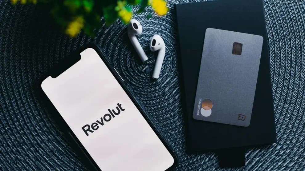 El principal neobanco europeo Revolut compró un banco en Argentina y desembarca en el país