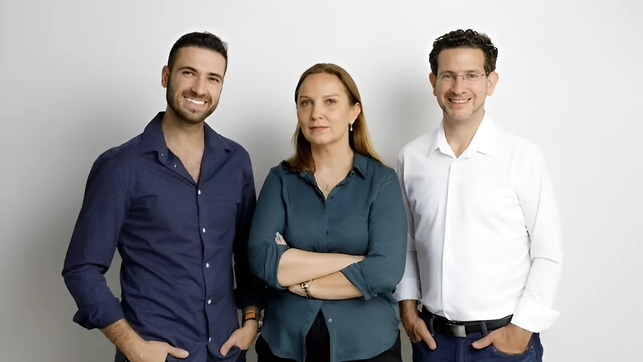 Deel compra la israelí Clarity, que caza deepfakes, por hasta US$50M